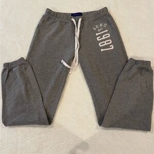 Aeropostale gray sweatpants